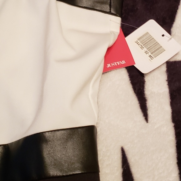 Little Black and White Mini Dress - Picture 7 of 8